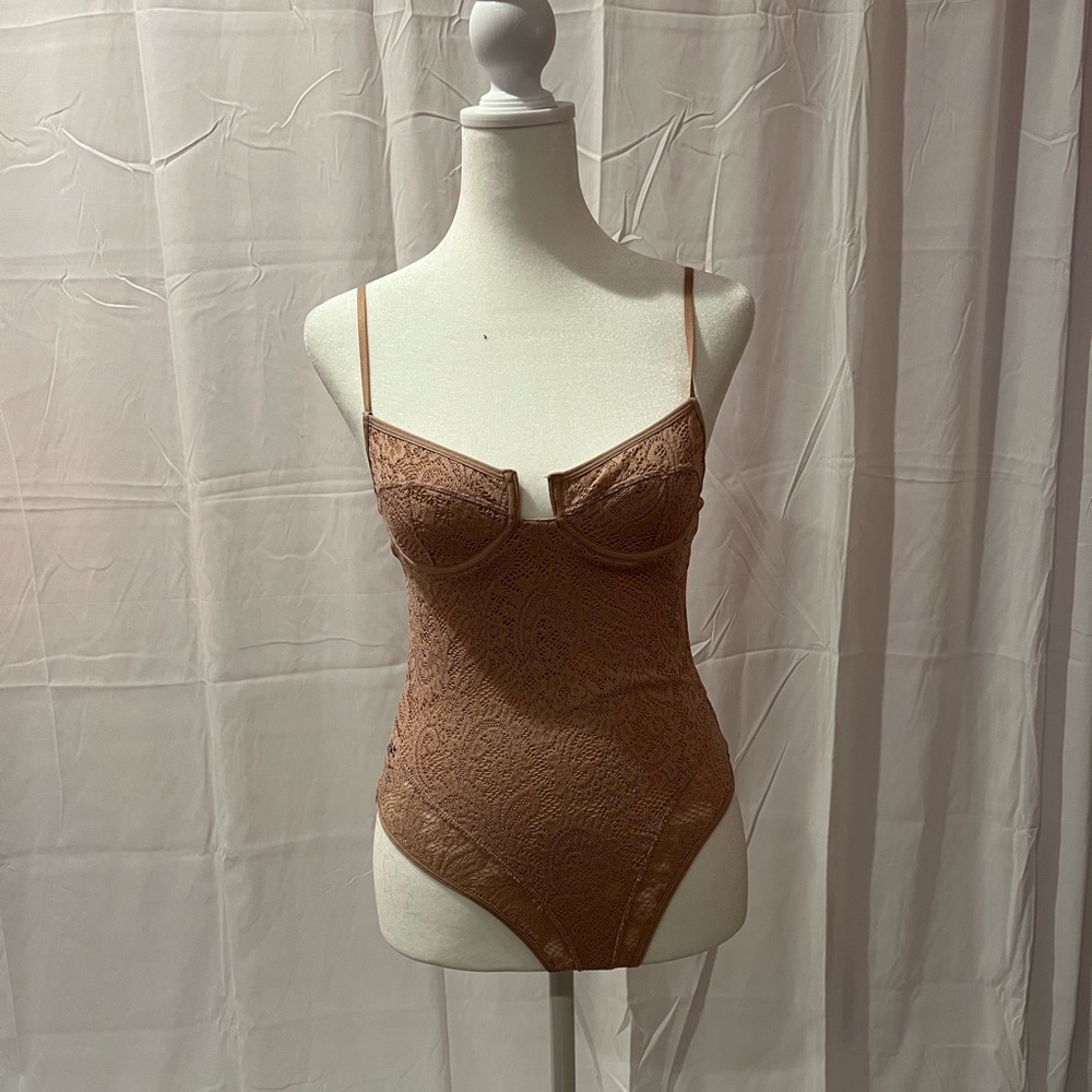 lace corset